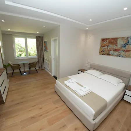 Monopoly Отель Peshkopi